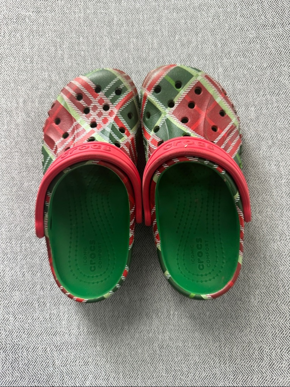 CROCS Kids Plaid Clog - Red & Green
